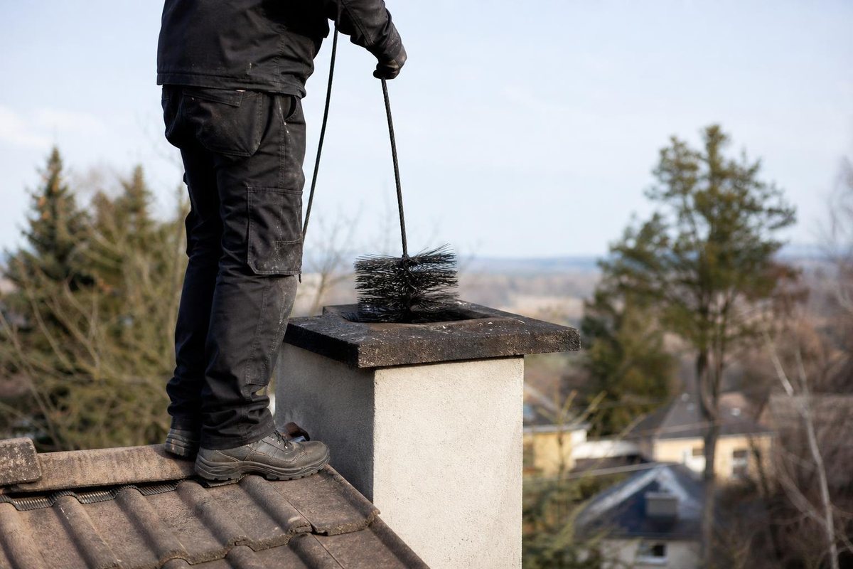 Elwood Chimney Sweep Services in Farmingville